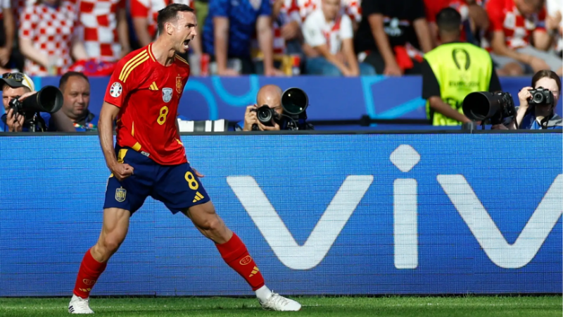 Tiền vệ Fabian Ruiz: Ngôi sao đẳng cấp thế giới trong tầm ngắm Man Utd